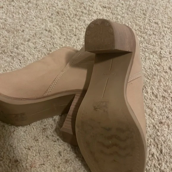 Dolce vita light tan ankle boots size 7.5